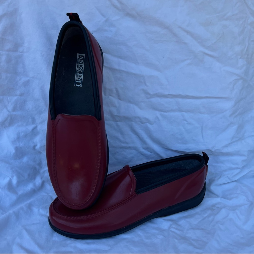 Gently used Lands' Land's End 77247 women's red waterproof slip on loafers 10M